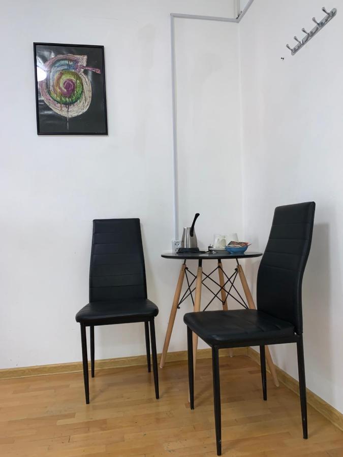 In The Center Of The City 2Rooms Tbilisi Ngoại thất bức ảnh