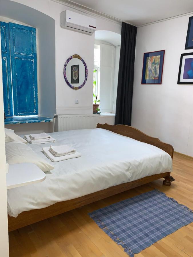 In The Center Of The City 2Rooms Tbilisi Ngoại thất bức ảnh